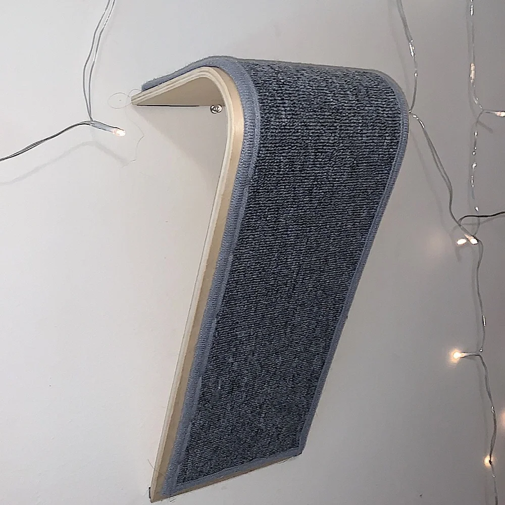 Cat scratcher